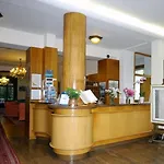 Hotel Royal