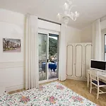 Royal Hotel 3*