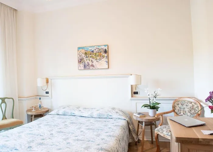 Royal Ξενοδοχείο Στρέσα