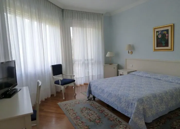 Royal 3* Στρέσα