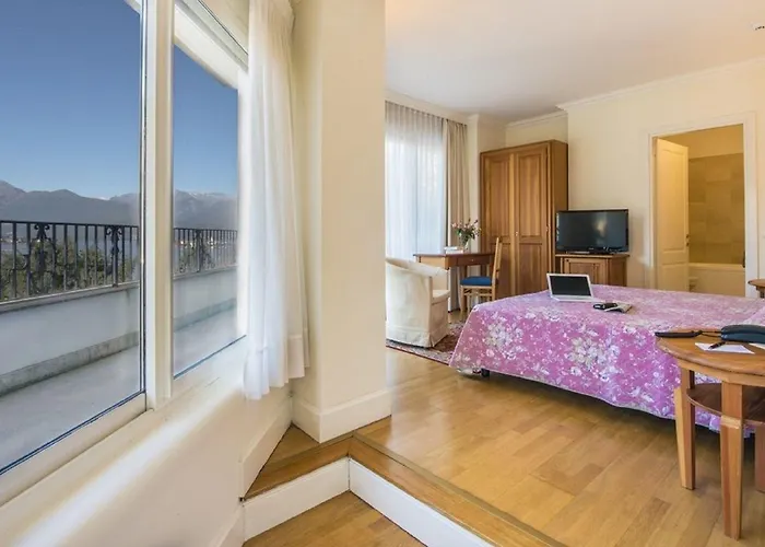 Royal Ξενοδοχείο 3*