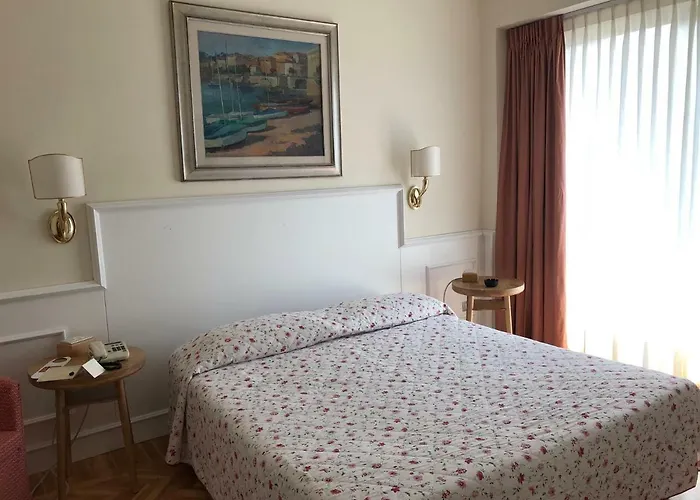 Ξενοδοχείο Royal 3*